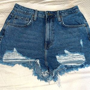Forever 21 Women's Denim Shorts Size 28 Medium Wash